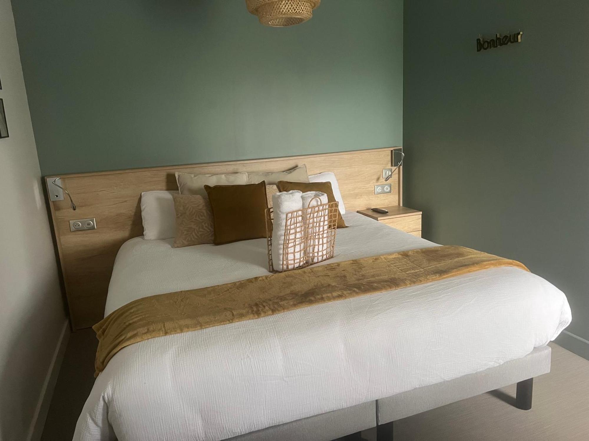 Chambre Privatisee L'Ermitage Vue Sur La Mayenne Château-Gontier Εξωτερικό φωτογραφία